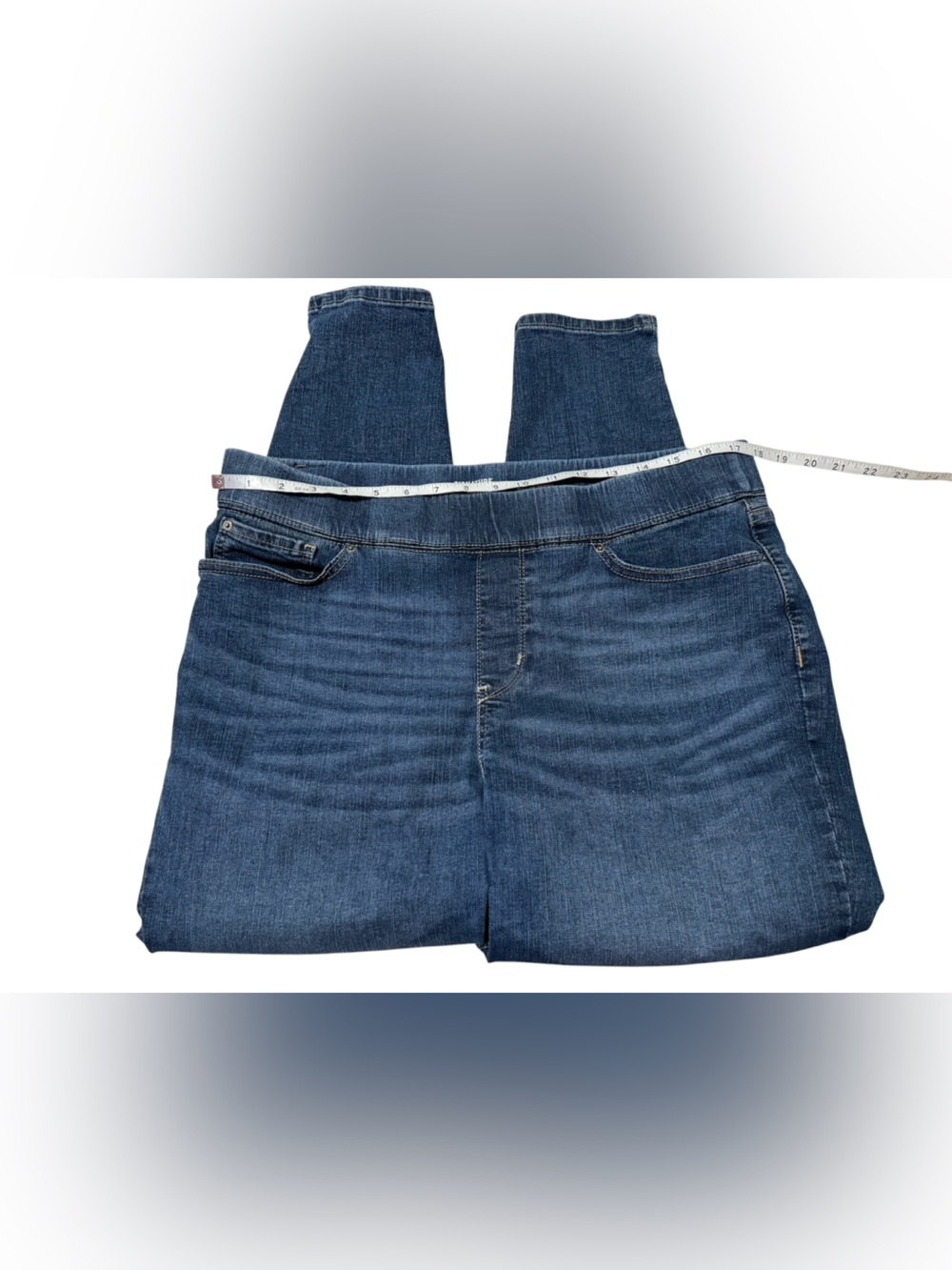 Levi’s Totally Shaping Pull-On Signature Jeans W33 L28 Size 16S - Picture 2 of 7